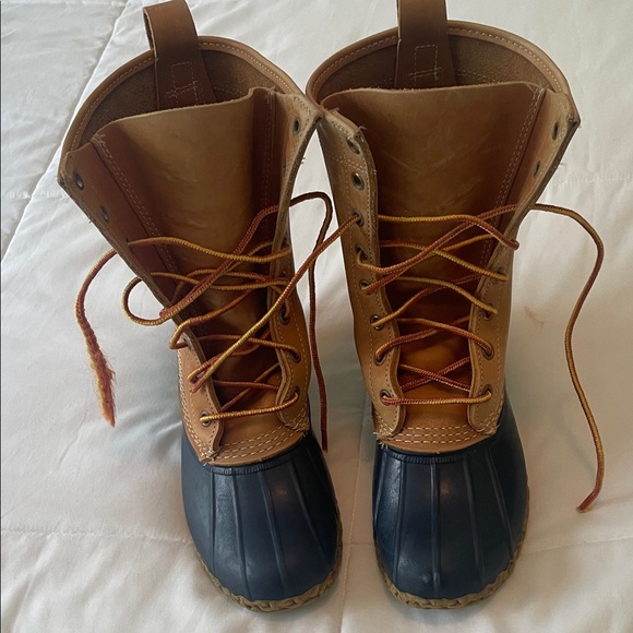 L.L. Bean Maine Tan and Navy Duck Hinting Boots - Picture 1 of 9